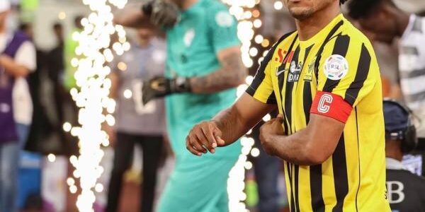 لن أرحل عَنْ الاتحاد.. وأتطلع للتعاون مع بنزيما
