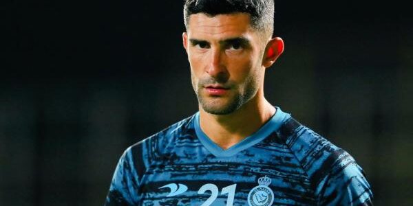 الاتحاد.. ألفارو فى الحسابات .. وموقف سانتو مـن العبود