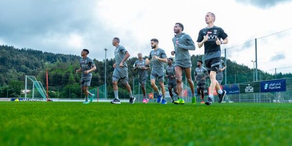جيسوس يجهز الهلال بالتكتيك.. وانضمام عضو جديد للجهاز الطبي